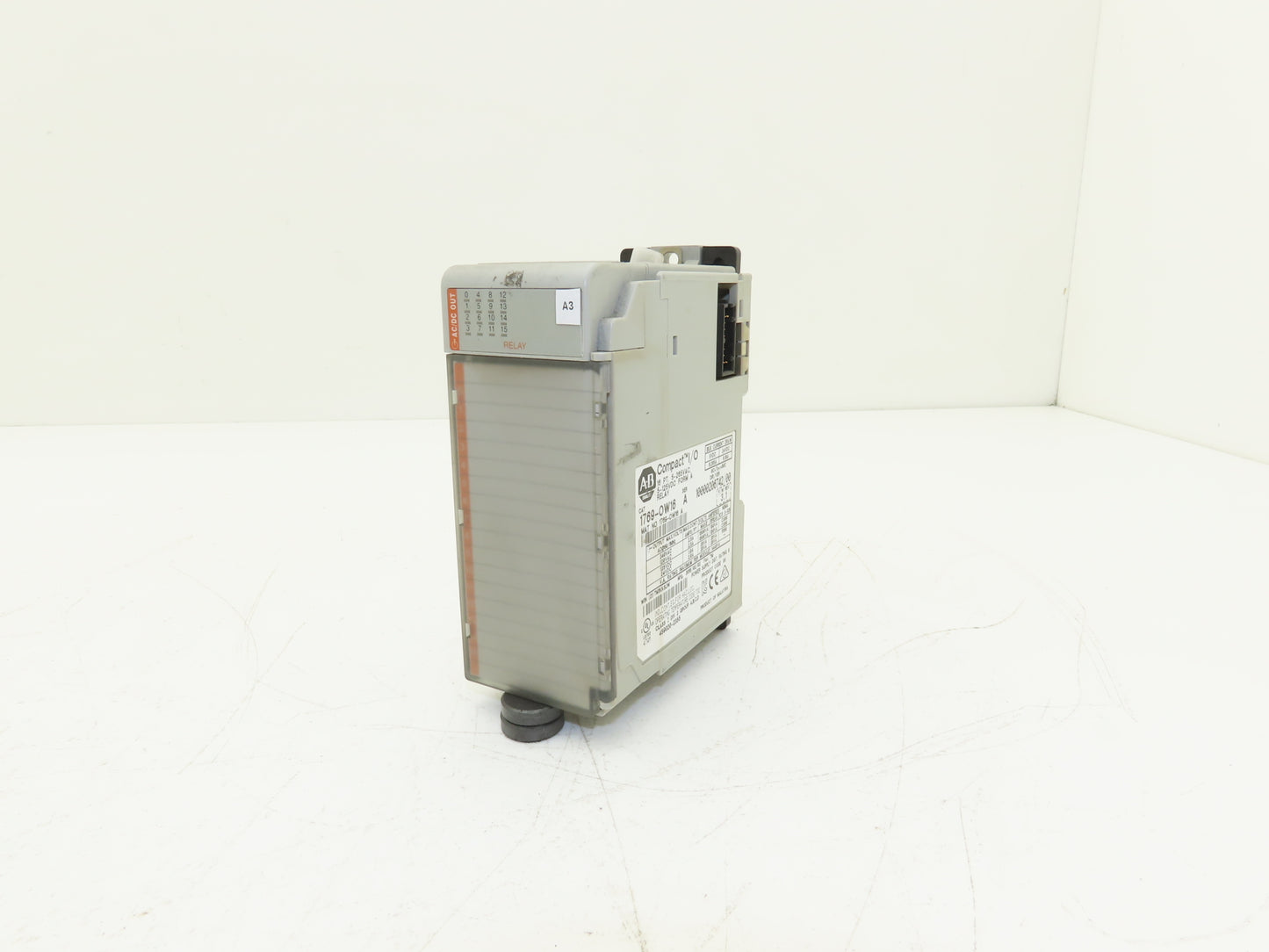 Allen Bradley 1769-OW16 Compact 16-Point Relay Output Module Series A F/W 3.1
