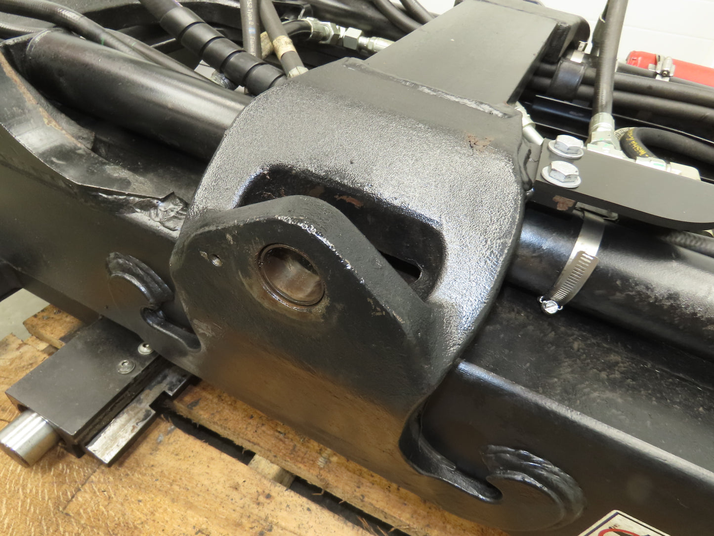 Hyster E80XN Forklift Mast Class IV 2 Stage 4 Lever 144.7" Lift 7000lb READ