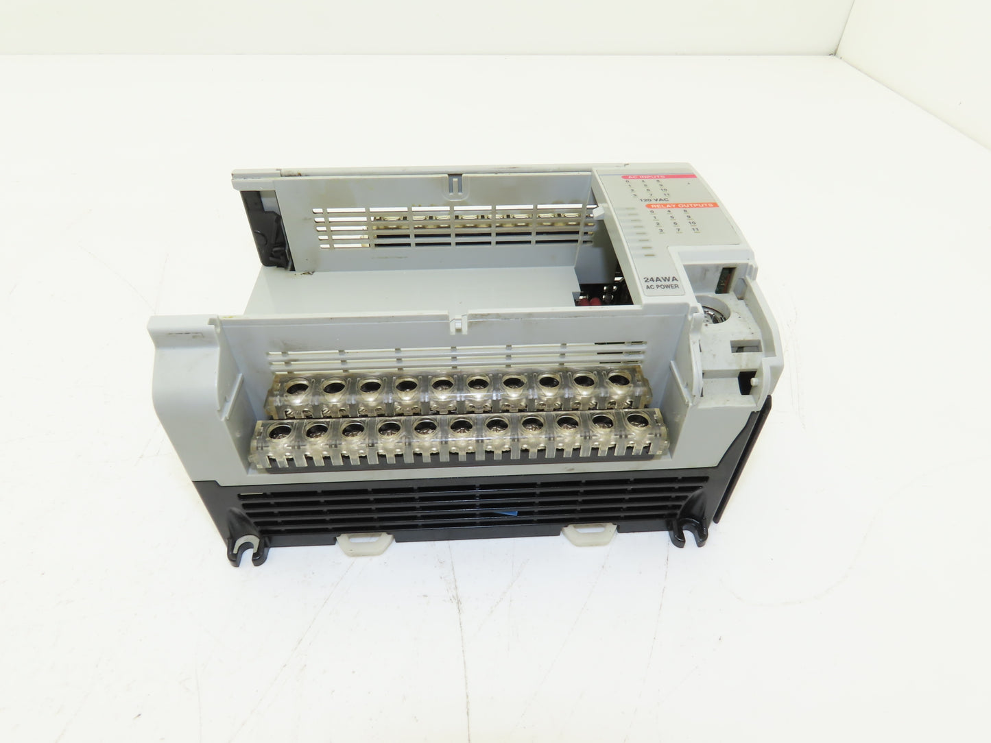 Allen Bradley 1764-24AWA MicroLogix 1500 Base Unit 24 Point Series B Rev A
