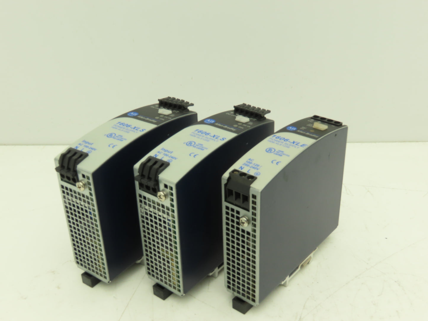 Allen Bradley 1606-XLS120E PLC Power Supply 24VDC 5A 120W 120-240V 1PH Lot of 3