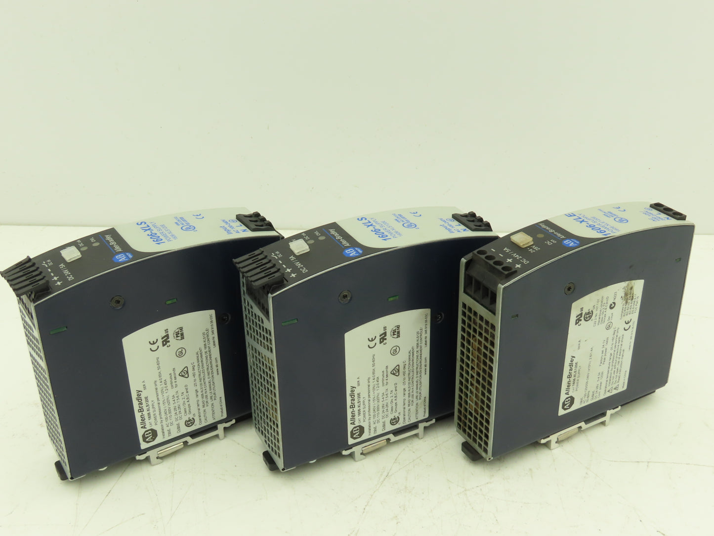 Allen Bradley 1606-XLS120E PLC Power Supply 24VDC 5A 120W 120-240V 1PH Lot of 3