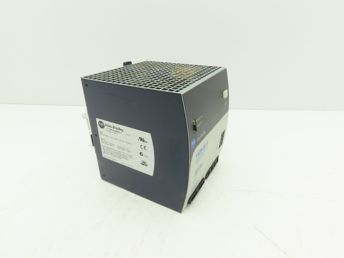 Allen Bradley 1606-XLS960E-3 PLC Power Supply 24VDC 40A 960W 380-480V 3PH Input