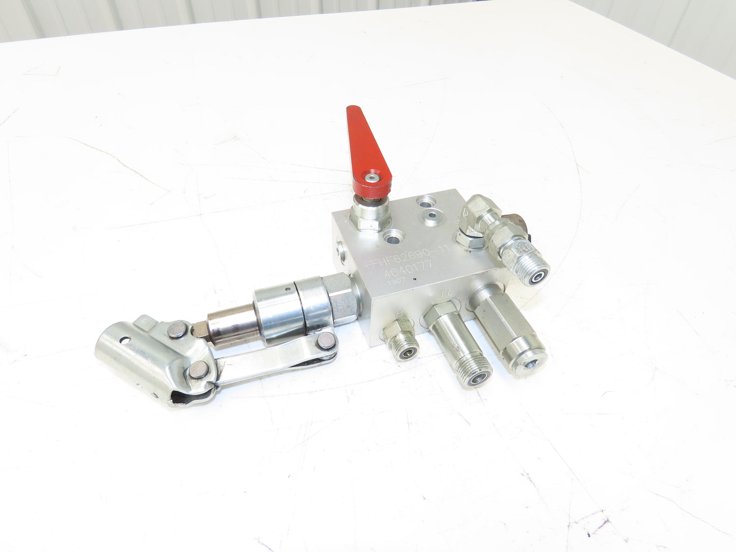 Hyster 4040177 Forklift Parking Break Manifold Valve HF62690-11 Off E80XN