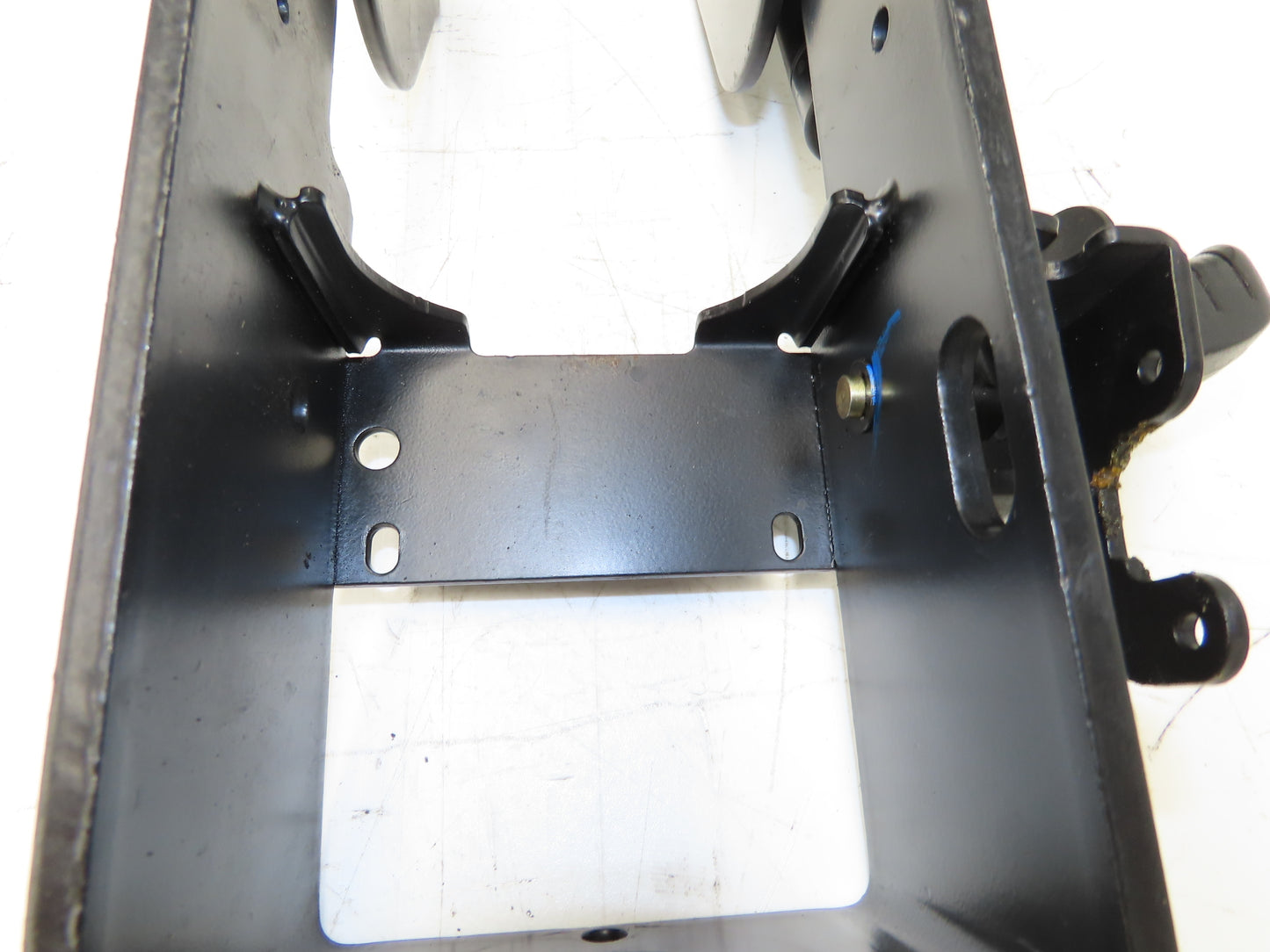 Hyster 8808585 Forklift Steering Column Tilt Bracket Assembly Removed From E80XN