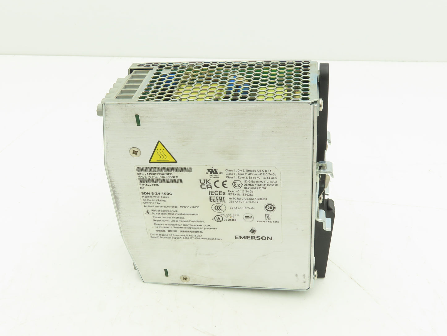 Emerson Sola SDN5-24-100C PLC Power Supply 24VDC 5A 115/230V 1PH
