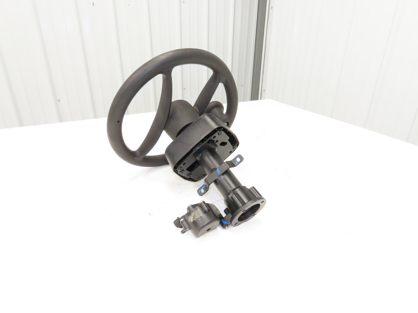 Hyster 8808585 Forklift Steering Wheel & Bracket Assembly Removed From E80XN
