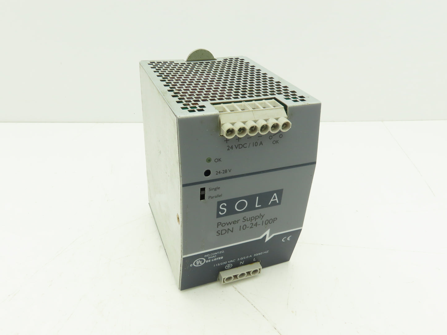 Emerson Sola SDN10-24-100P PLC Power Supply 24VDC 10A 115/230V 1PH
