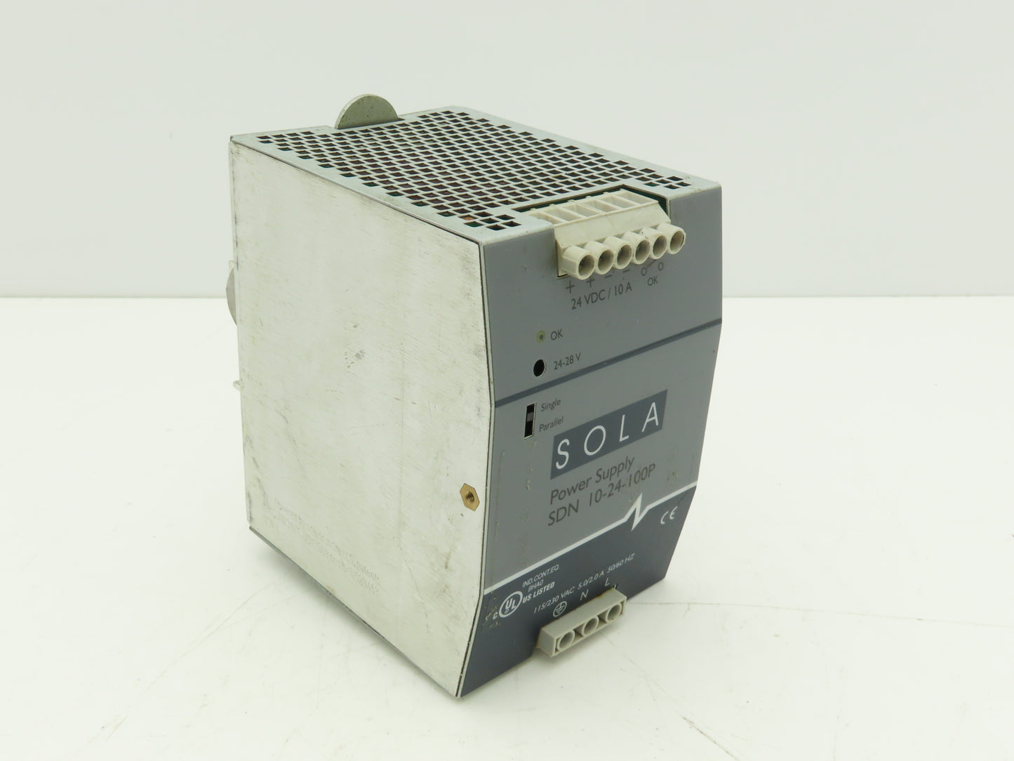 Emerson Sola SDN10-24-100P PLC Power Supply 24VDC 10A 115/230V 1PH