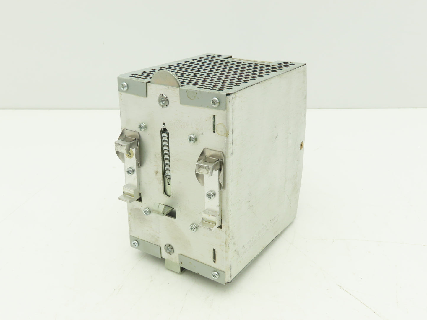 Emerson Sola SDN10-24-100P PLC Power Supply 24VDC 10A 115/230V 1PH