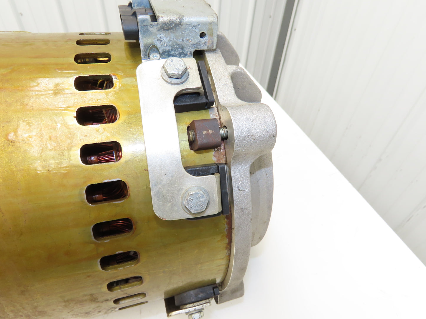 Hyster 8544587 Forklift Traction Drive Motor 48V 21.5kW Off E80XN TSW 180/6-360