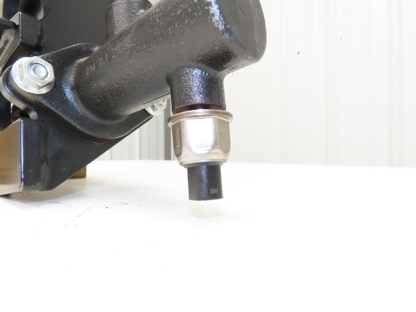 Hyster E80XN Forklift Brake Pedal & Master Cylinder & Bracket Assembly