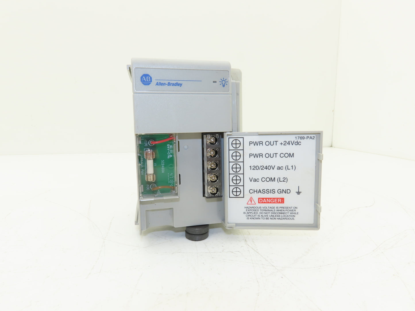 Allen Bradley 1769-PA2 Compact I/O Power Supply Series A W/Terminator End Cap