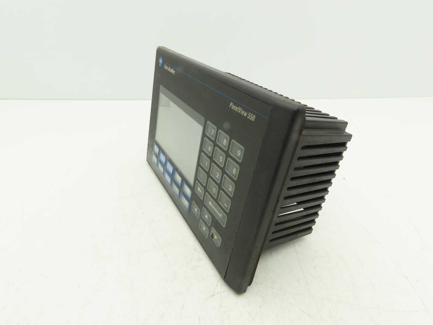 Allen Bradley 2711-B5A2X PanelView 550 Keypad Touchscreen Ser H  *Bad Screen*