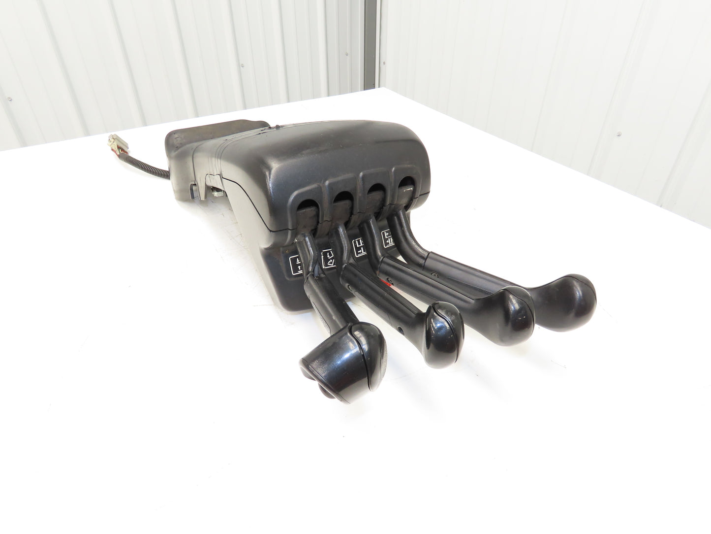 Hyster E80XN Forklift Four Lever Control Assembly Lift Tilt Shift Position READ
