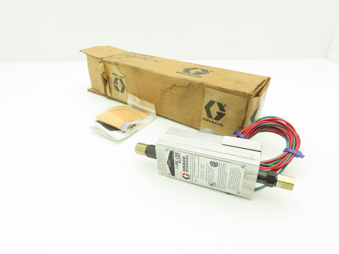 Graco 563032 Lube Line Alert Pump Alarm 1/8" NPT Oil 115 VAC 10W /28VDC .5A