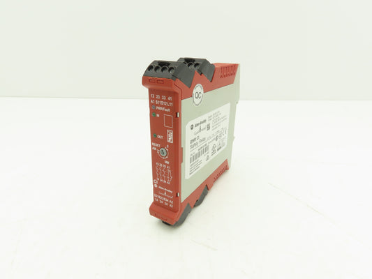 Allen Bradley 440R-S13R2 Guardmaster Multi-Function Safety Module Ser A 200