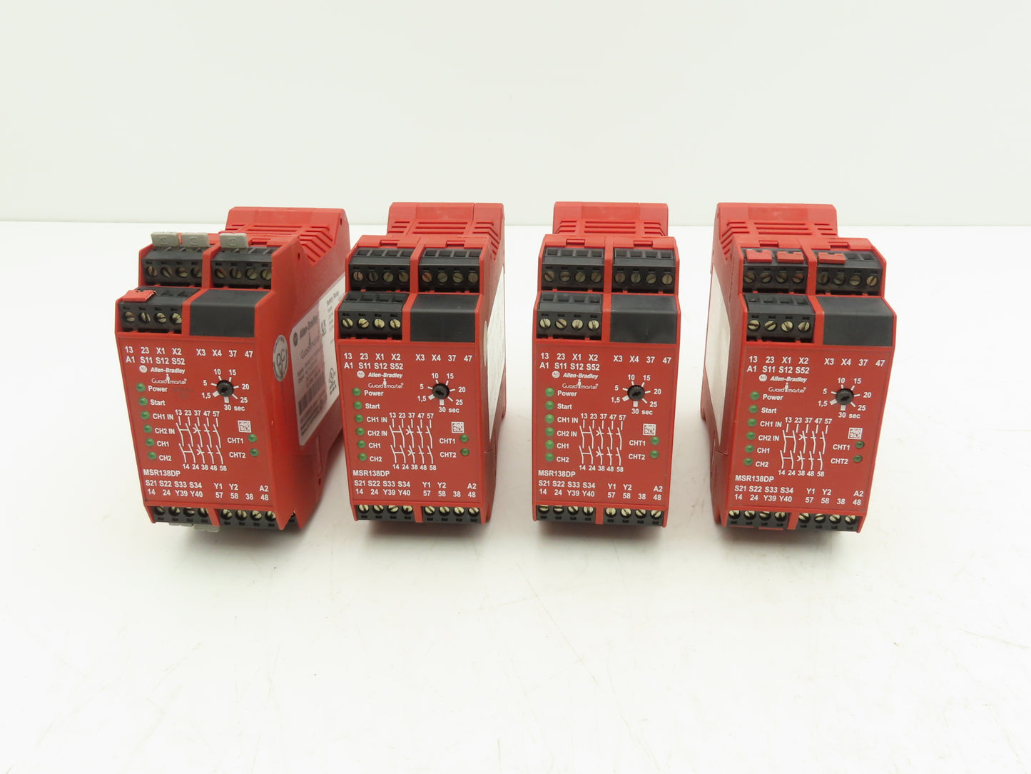 Allen Bradley MSR138DP 440R-M23151 Safety Relay Guardmaster Lot of 4