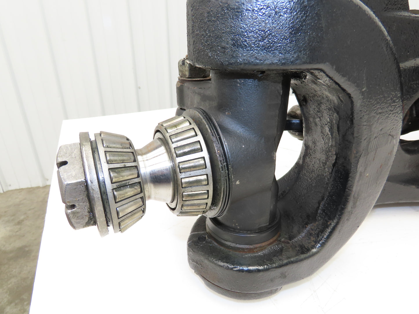 Hyster E80XN Forklift Rear Axle Dual Hydraulic Steering Assembly 8527474