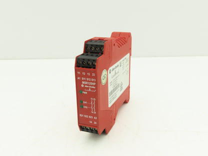 Allen Bradley 440R-D23169 Guardmaster MSR125HP Safety Relay Unit 24VDC Ser A