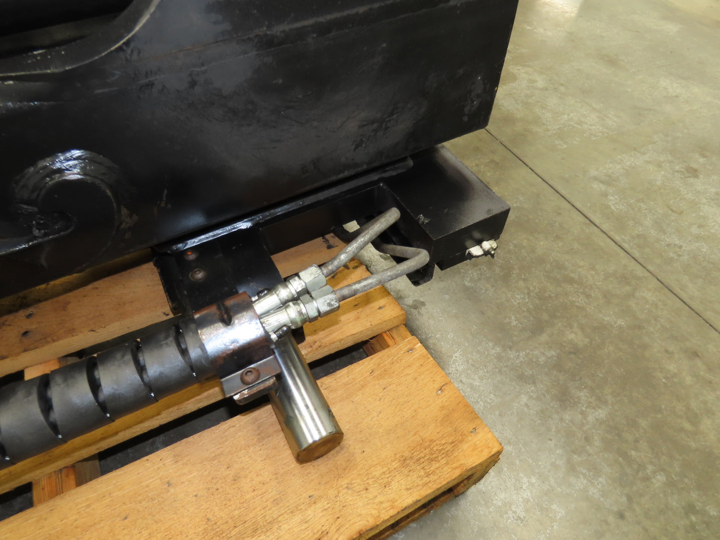Hyster E80XN Forklift Mast Class IV 2 Stage 4 Lever 144.7" Lift 7000lb READ
