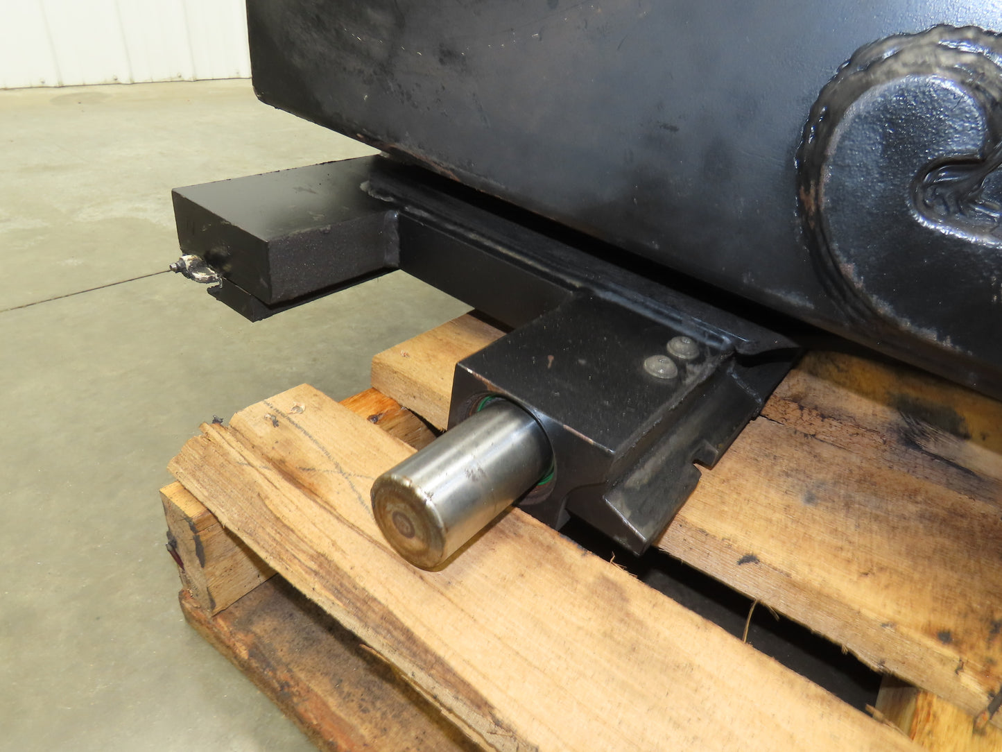 Hyster E80XN Forklift Mast Class IV 2 Stage 4 Lever 144.7" Lift 7000lb READ