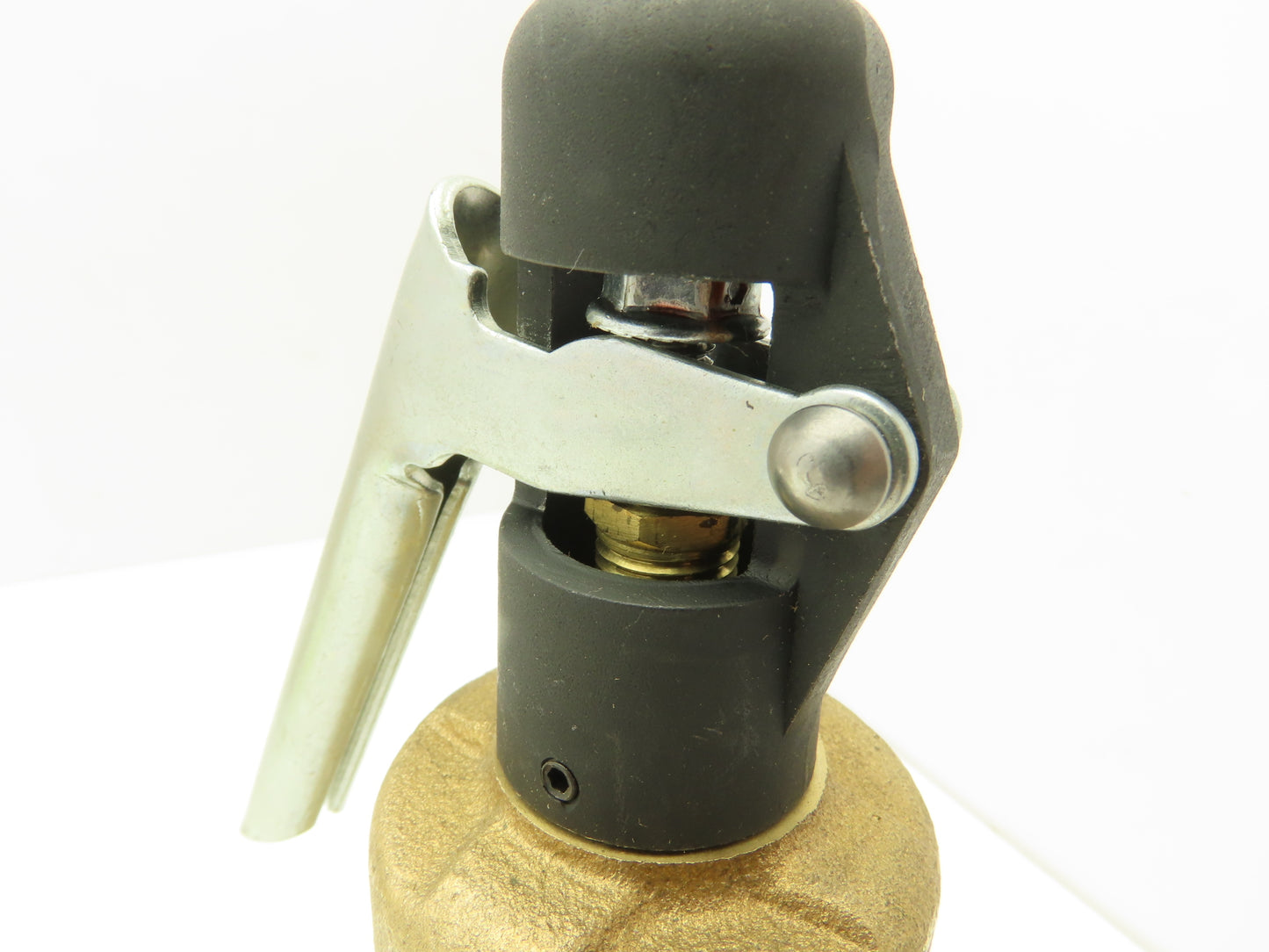 Kunkle 6283HGM01AKM Pressure Relief Valve 1-1/2" Male NPT Set 37 PSI Brass