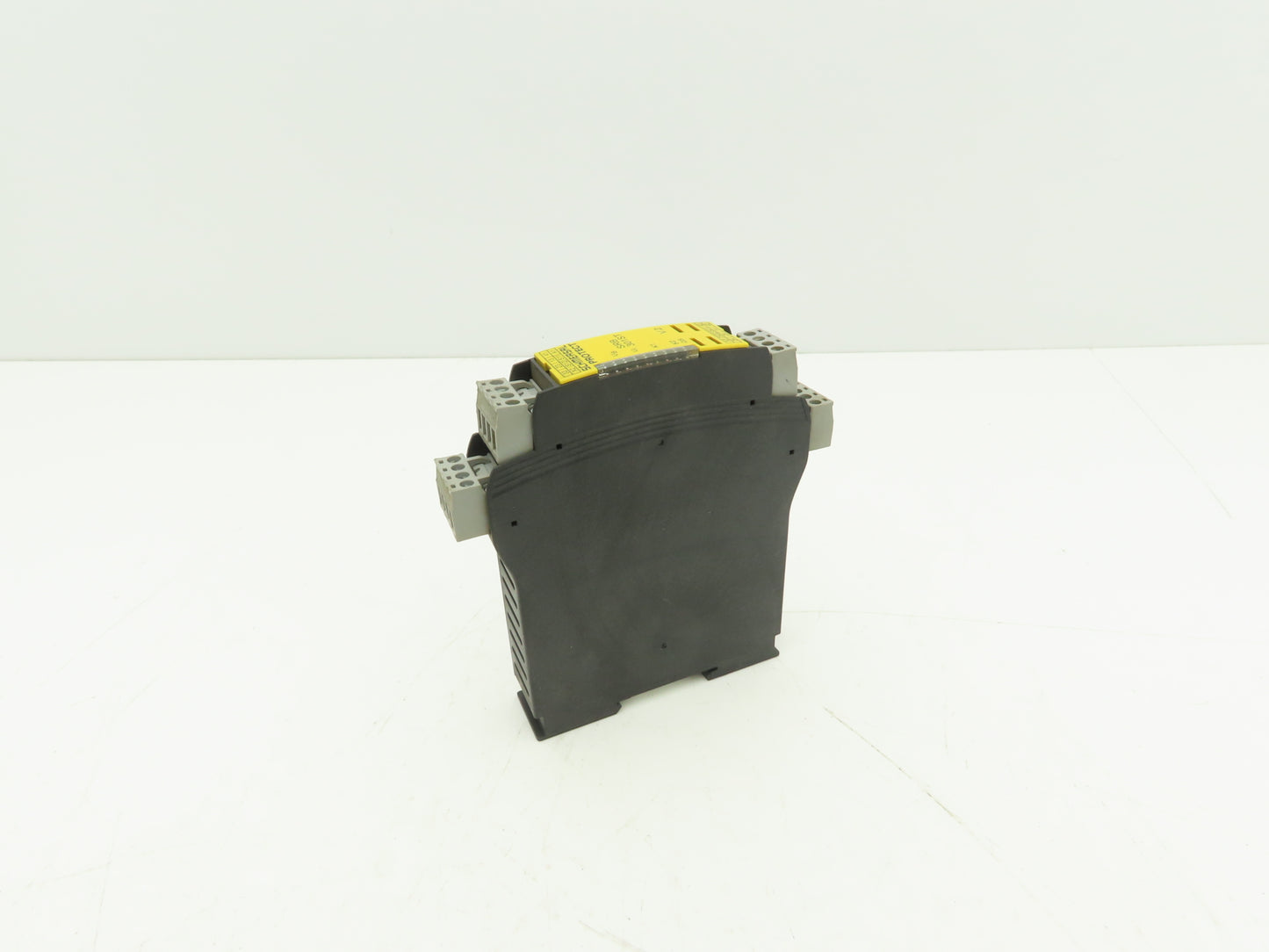 Schmersal SRB301ST-24V-(V.2) Automation Protect Safety Relay Unit 24VDC