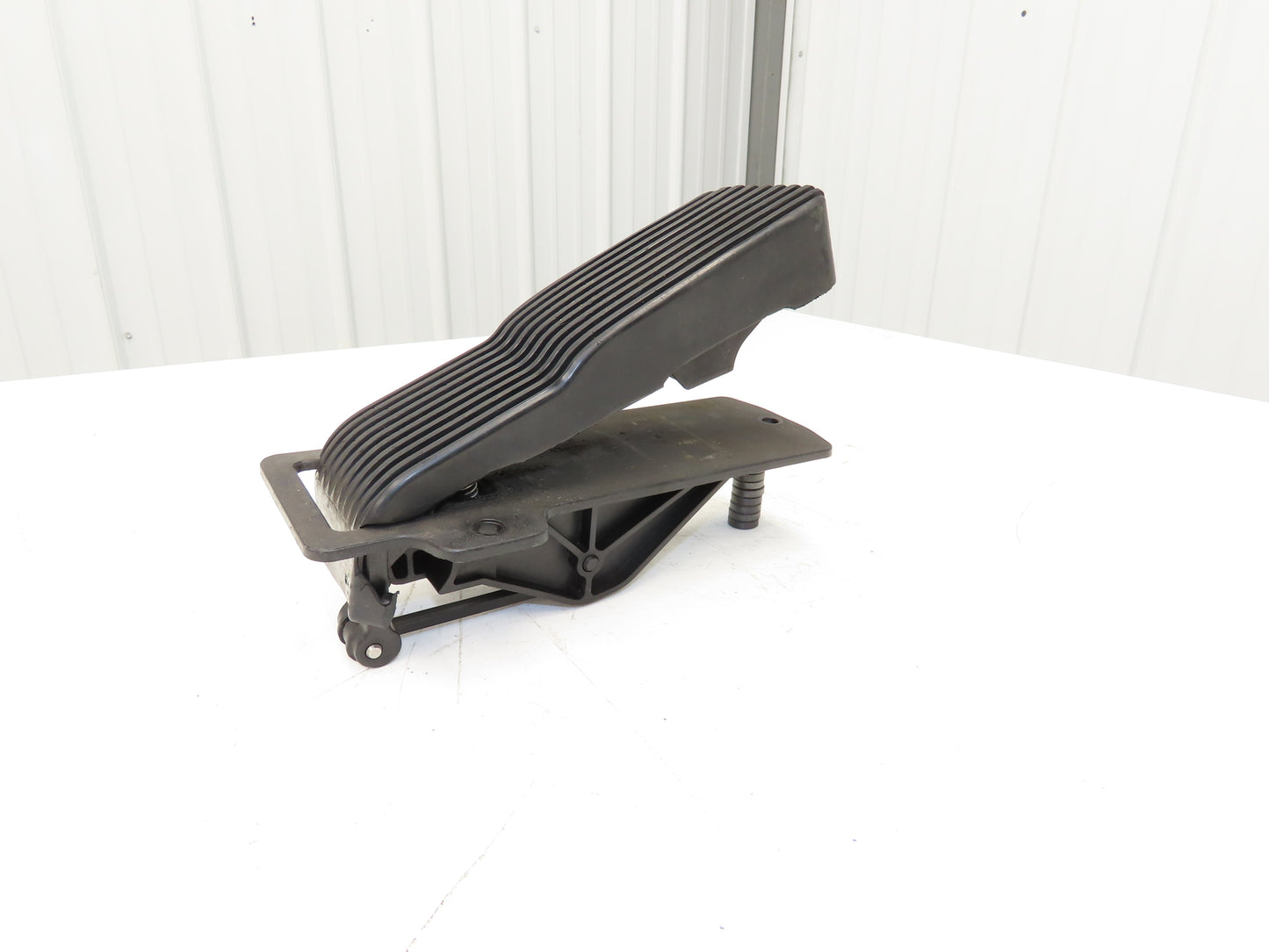 Williams Controls 402746 Forklift Accelerator Pedal & Potentiometer Off E80XN