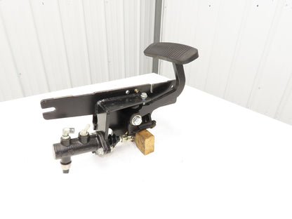 Hyster E80XN Forklift Brake Pedal & Master Cylinder & Bracket Assembly