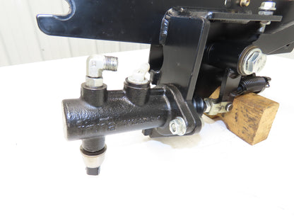 Hyster E80XN Forklift Brake Pedal & Master Cylinder & Bracket Assembly