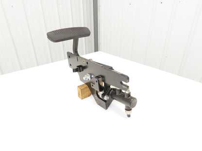 Hyster E80XN Forklift Brake Pedal & Master Cylinder & Bracket Assembly