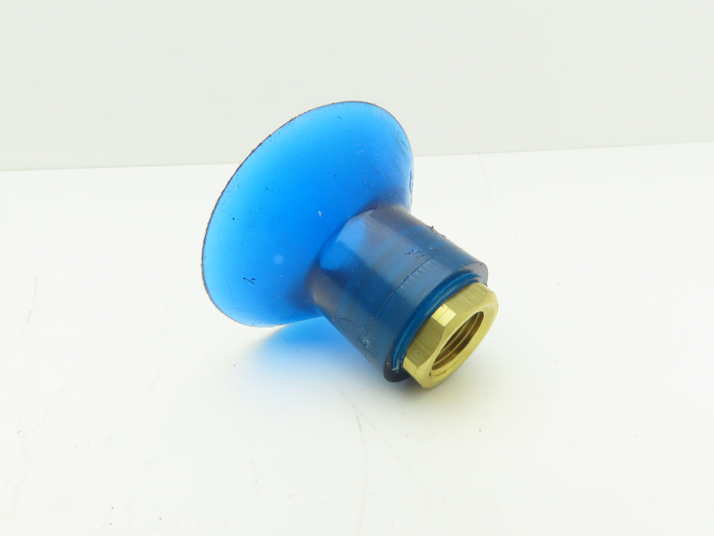 VC-13 Round Vacuum Suction Cup 2.45" Dia 3/8" NPT Style C Blue  Lot of 6