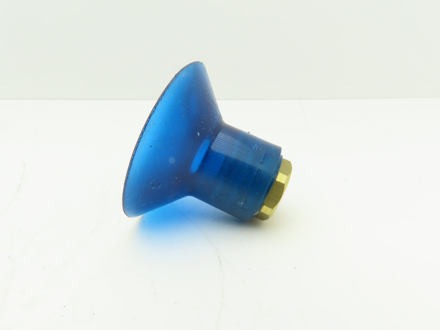VC-13 Round Vacuum Suction Cup 2.45" Dia 3/8" NPT Style C Blue  Lot of 6