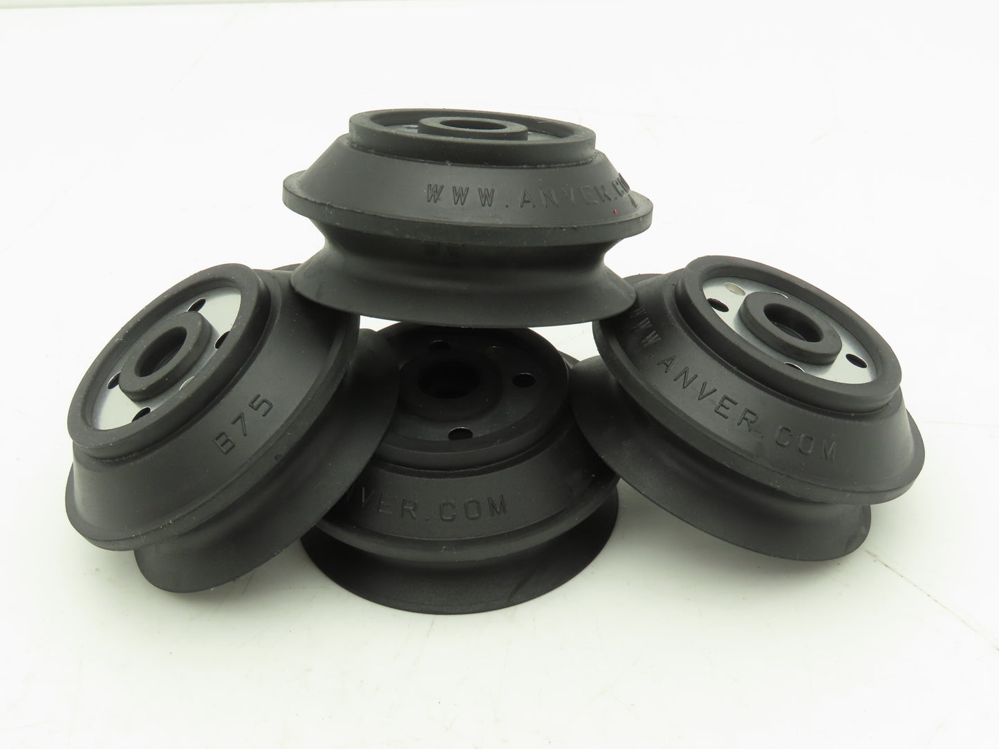 Anver B75 Round Vacuum Suction Cup NBR Rubber w/Plate 3.1" Dia  Lot of 4