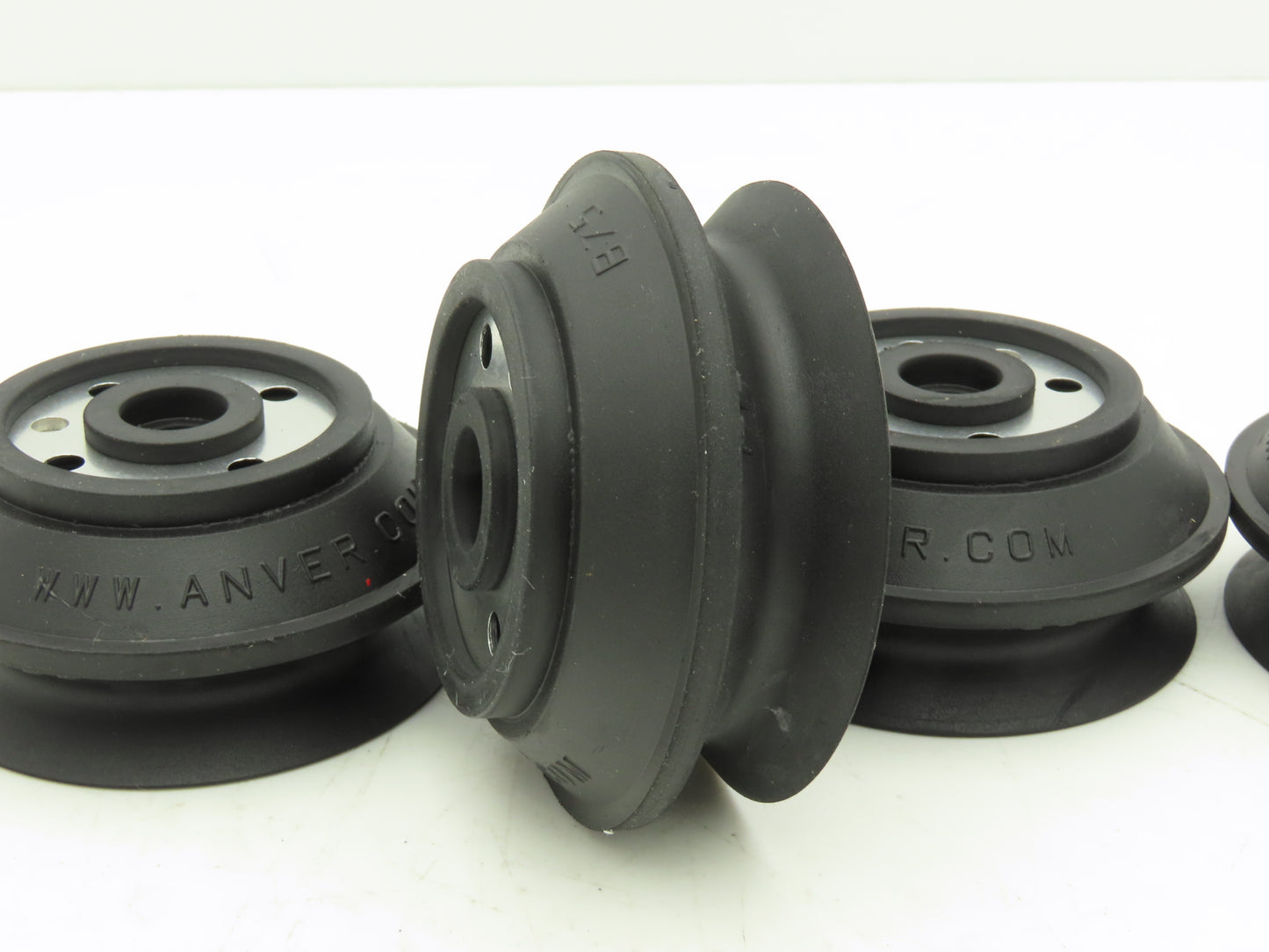 Anver B75 Round Vacuum Suction Cup NBR Rubber w/Plate 3.1" Dia  Lot of 4