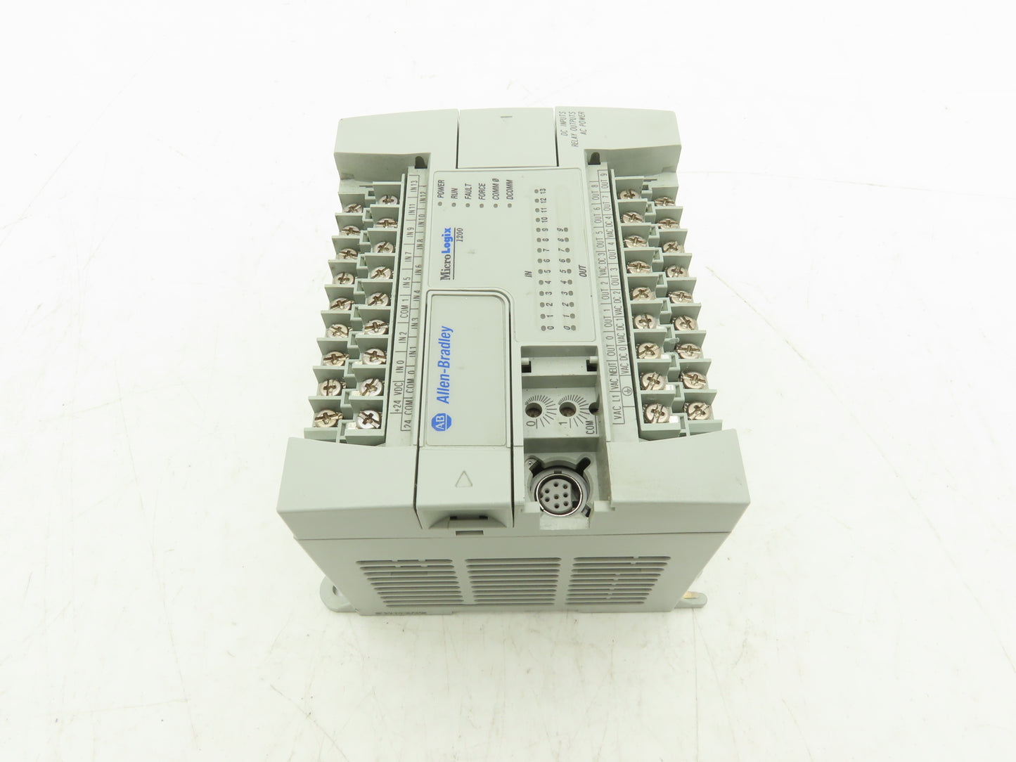 Allen Bradley 1762-L24BWA MicroLogix 1200 PLC Controller I/O Module Ser C Rev B