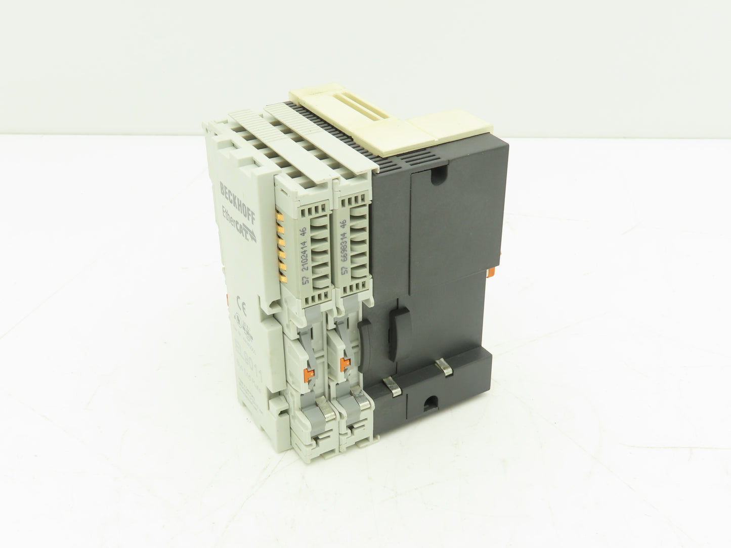 Beckhoff CX8090 Embedded PC Arm 9 Ethernet Switch 24V Digital Input