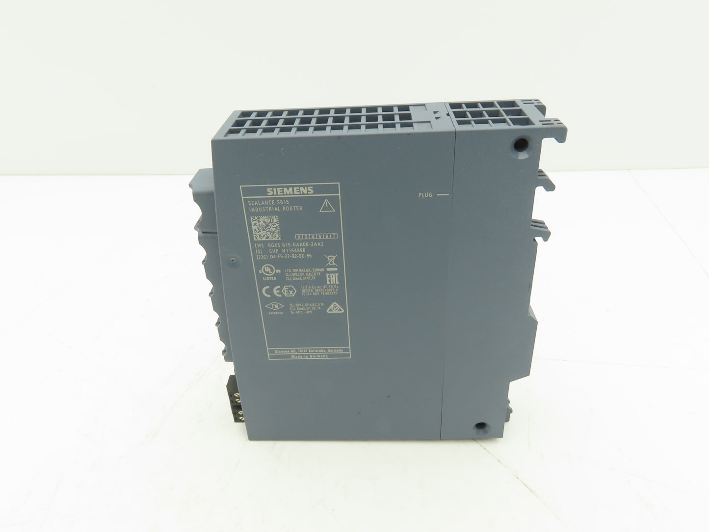 Siemens 6GK5-615-0AA00-2AA2 SCALANCE S615 5-Port Industrial LAN Router SINEMA RC