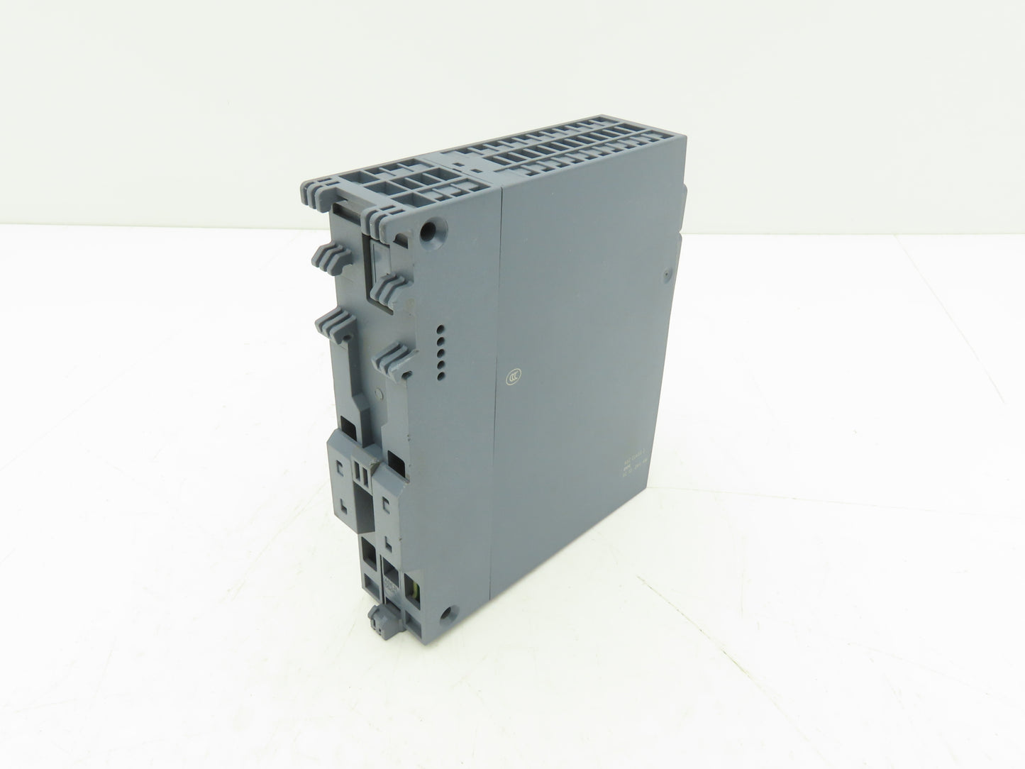 Siemens 6GK5-615-0AA00-2AA2 SCALANCE S615 5-Port Industrial LAN Router SINEMA RC