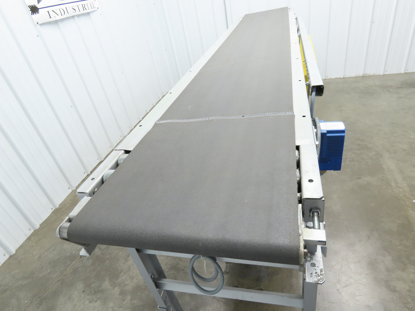 23"x 10' Slider Bed Conveyor 18"Belt 115V Variable Speed Center Drive 83FPM