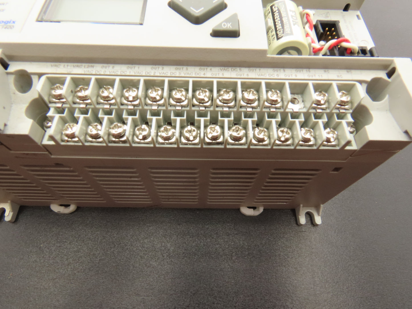 Allen Bradley 1766-L32AWA MicroLogix 1400 Controller 32Pt Series B FW 13 -READ