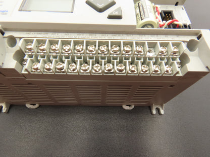 Allen Bradley 1766-L32AWA MicroLogix 1400 Controller 32Pt Series B FW 13 -READ