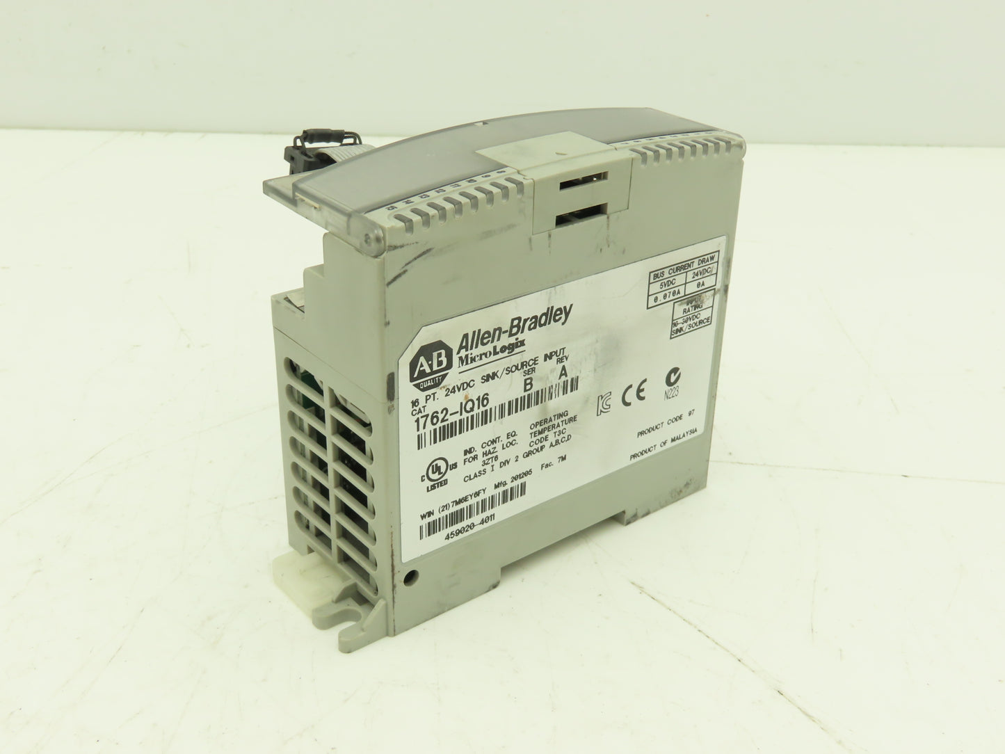 Allen Bradley 1762-IQ16 MicroLogix Sink/Source Input 16 Pt Lot of 2