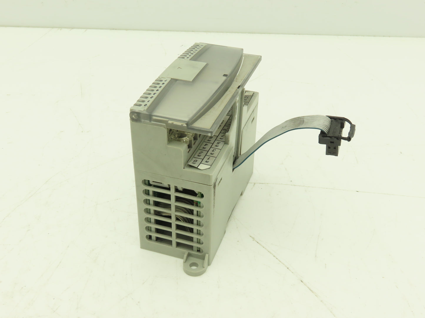 Allen Bradley 1762-IQ16 MicroLogix Sink/Source Input 16 Pt Lot of 2
