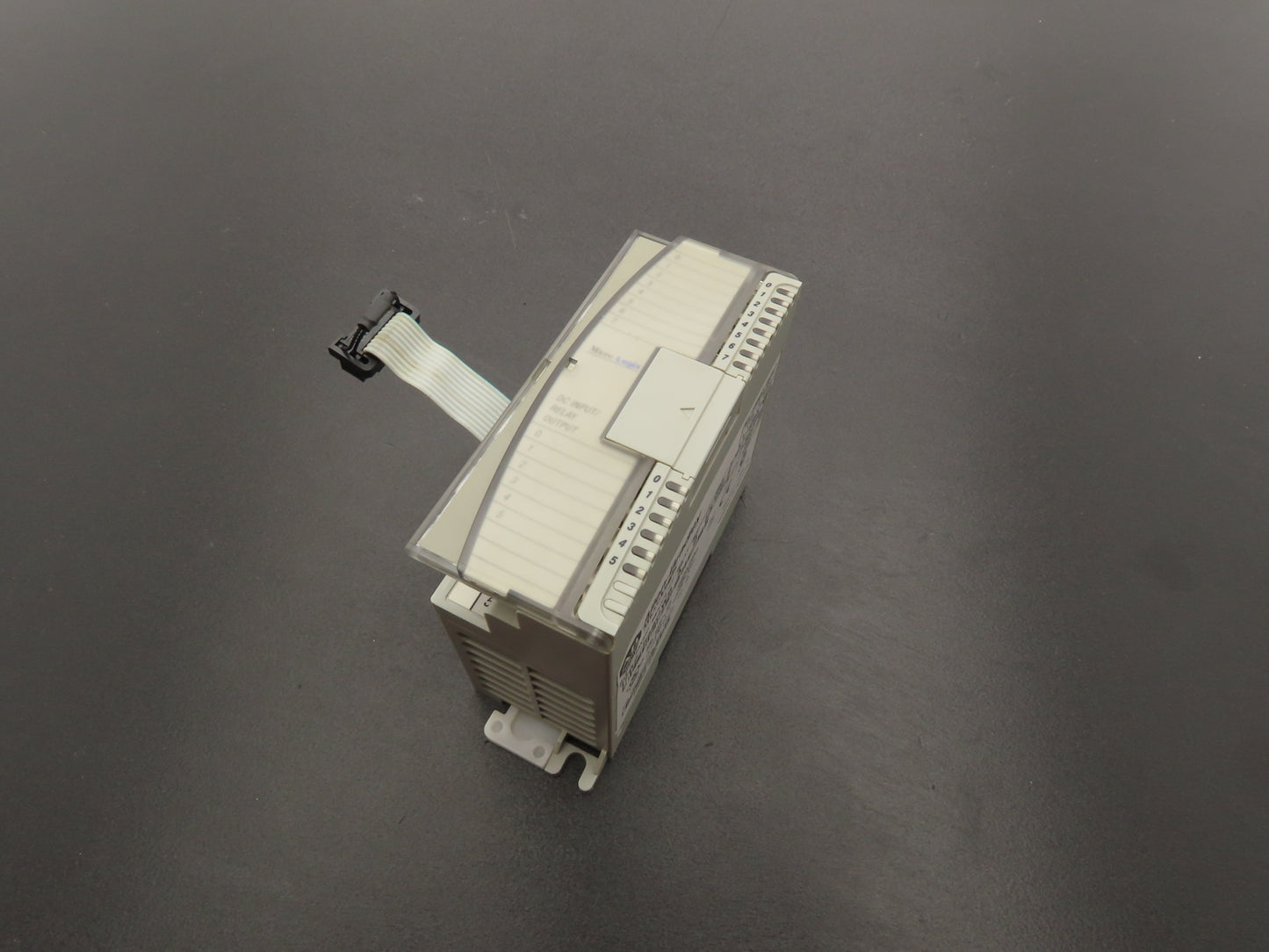 Allen Bradley 1762-IQ8OW6 MicroLogix 8 Pt 24VDC Input 8 Pt Relay Output Module