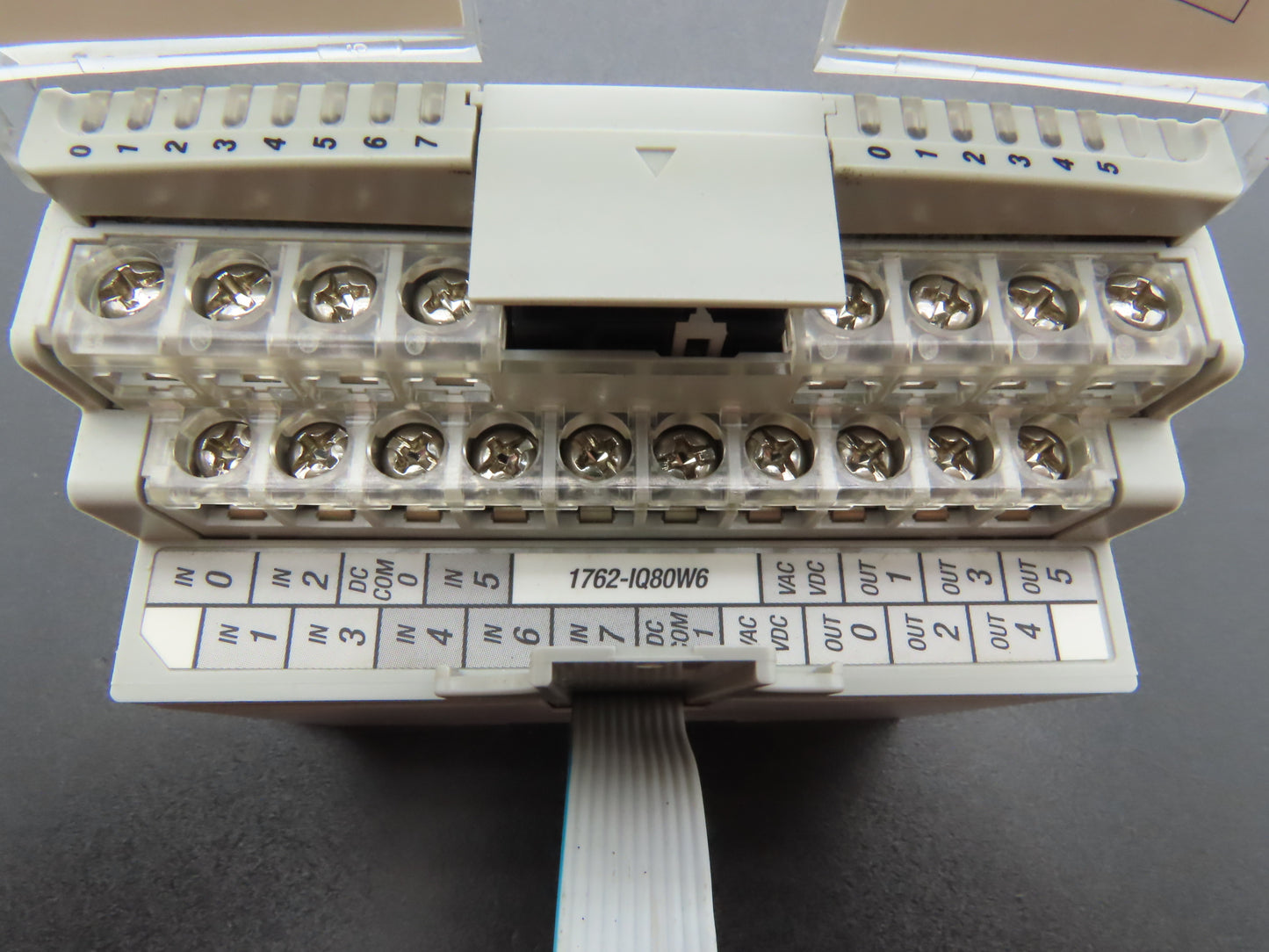 Allen Bradley 1762-IQ8OW6 MicroLogix 8 Pt 24VDC Input 8 Pt Relay Output Module
