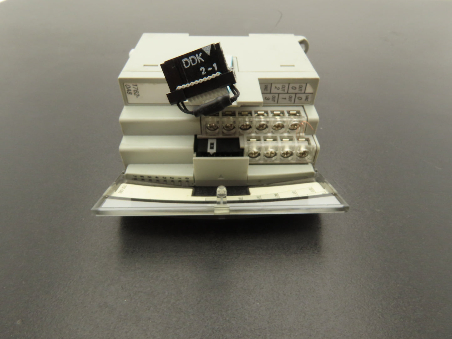Allen Bradley 1762-OA8 MicroLogix 1200 8Pt Output Module 85-265VAC Ser A Rev C