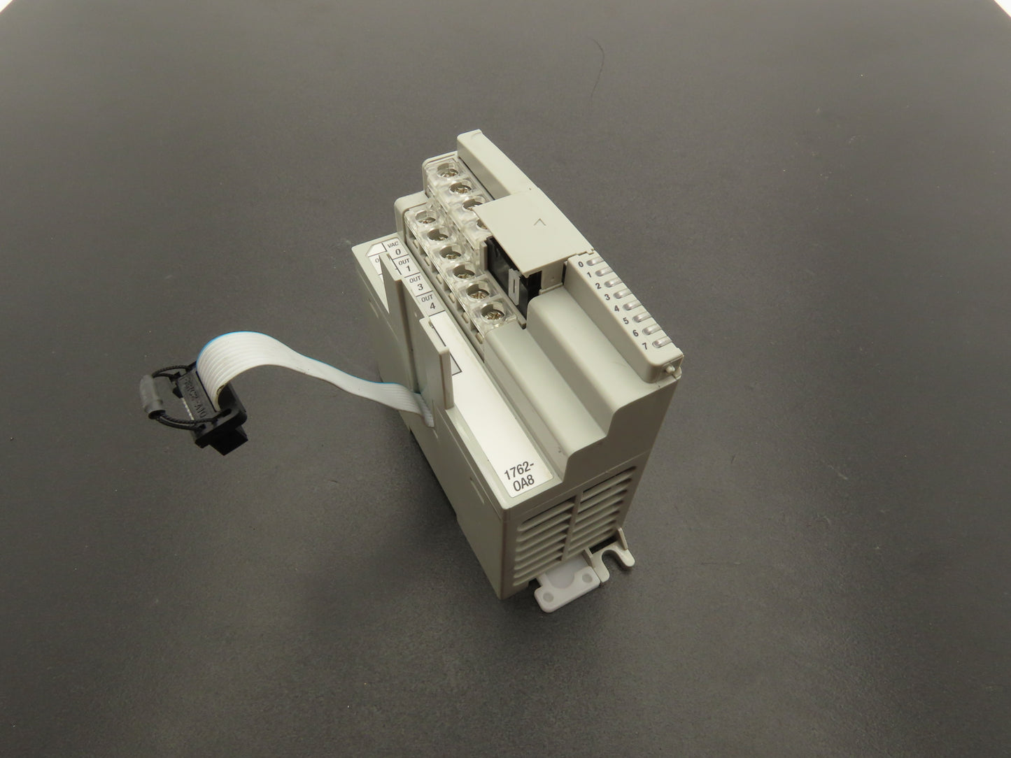 Allen Bradley 1762-OA8 MicroLogix 1200 8Pt Output Module 85-265VAC Ser A Rev C
