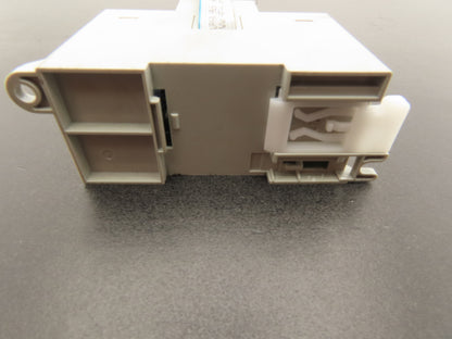 Allen Bradley 1762-OA8 MicroLogix 1200 8Pt Output Module 85-265VAC Ser A Rev C
