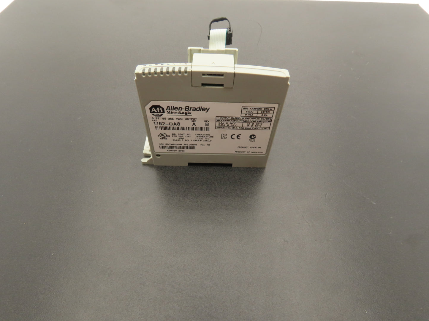 Allen Bradley 1762-OA8 MicroLogix 1200 8Pt Output Module 85-265VAC Ser A Rev B